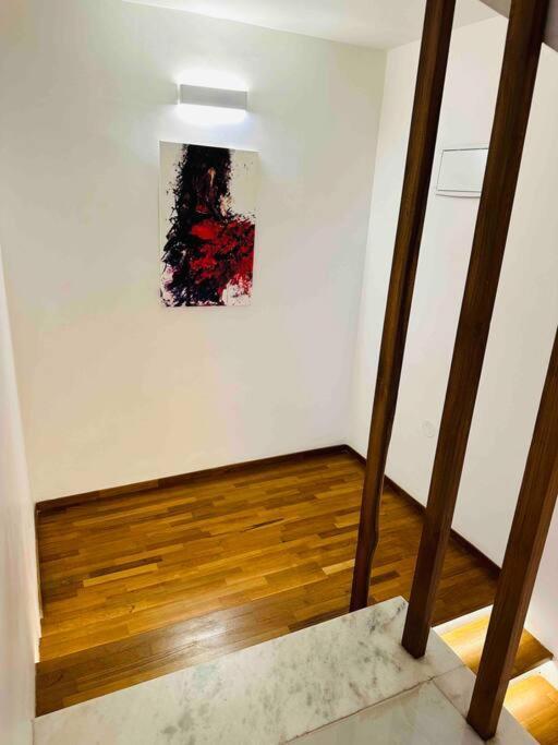 White House Sky View Theatre Villa In Gachibowli Екстер'єр фото